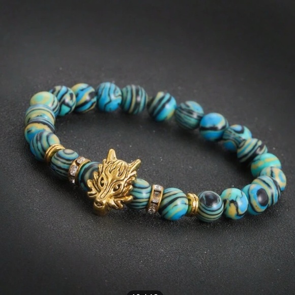 BLUE MALACHITE DRAGON FACE BEADED BRACELET ALSO COMES W LEOPARD HEAD - Picture 1 of 5